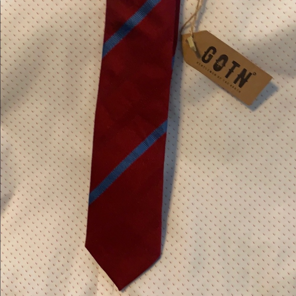 GOTN Gentleman of the North Tie & Lock Step Socks - Picture 2 of 8